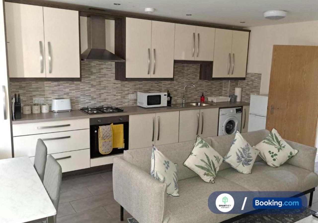 ווטפורד Modern 2 Bed 2 Bath Apartment Free Parking מראה חיצוני תמונה