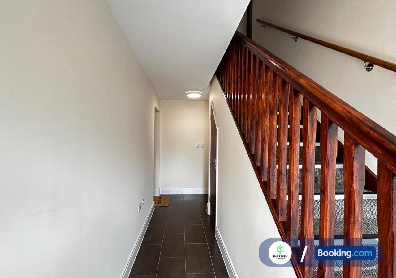 ווטפורד Modern 2 Bed 2 Bath Apartment Free Parking מראה חיצוני תמונה